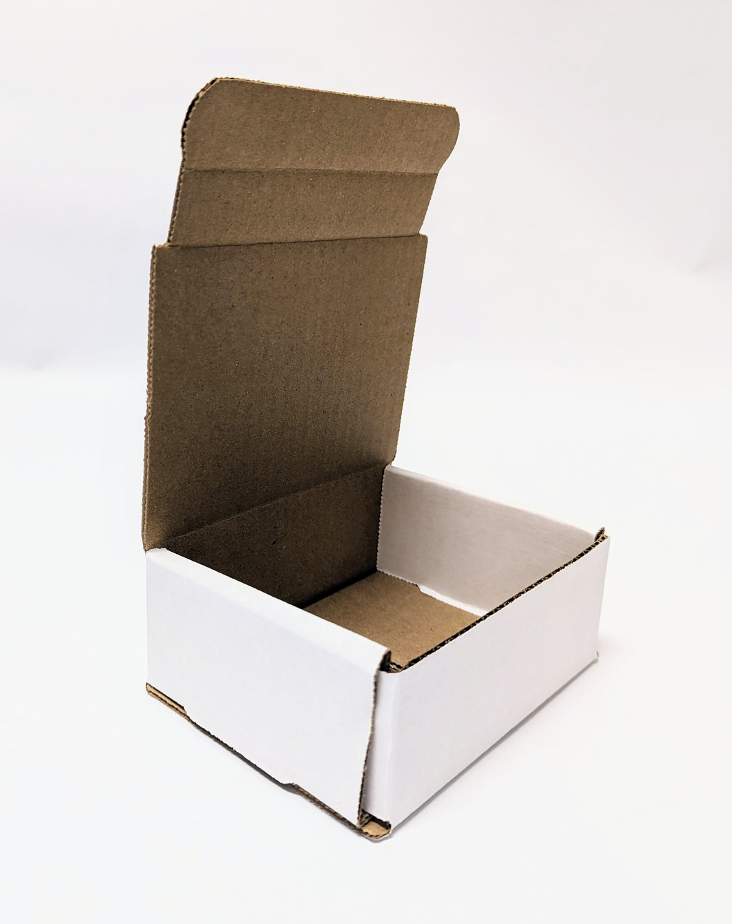 5x4x2 White Corrugated Box, 32 ECT